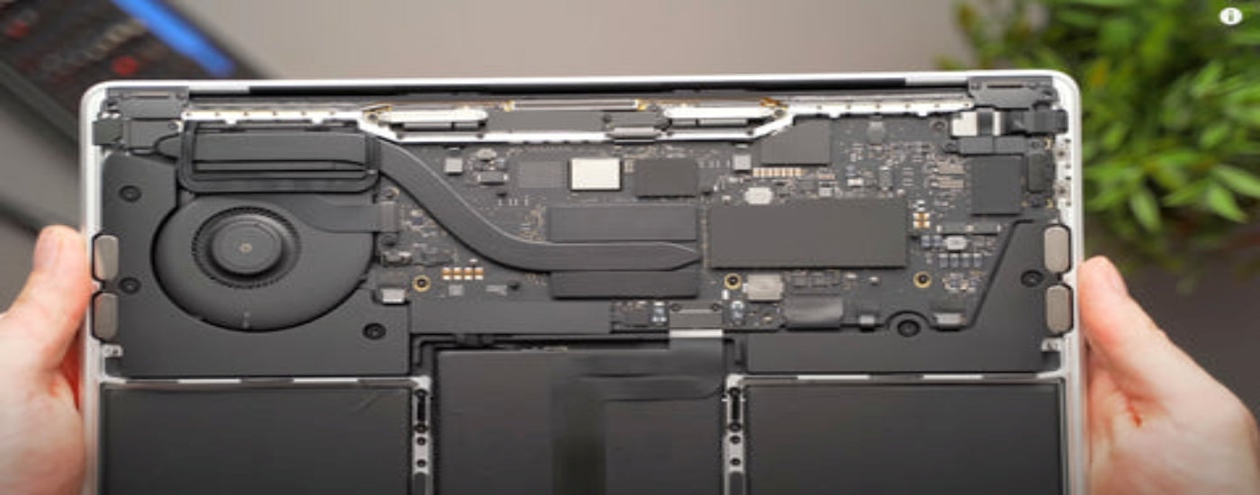 MacBook Pro M2 có SSD chậm hơn MacBook M1