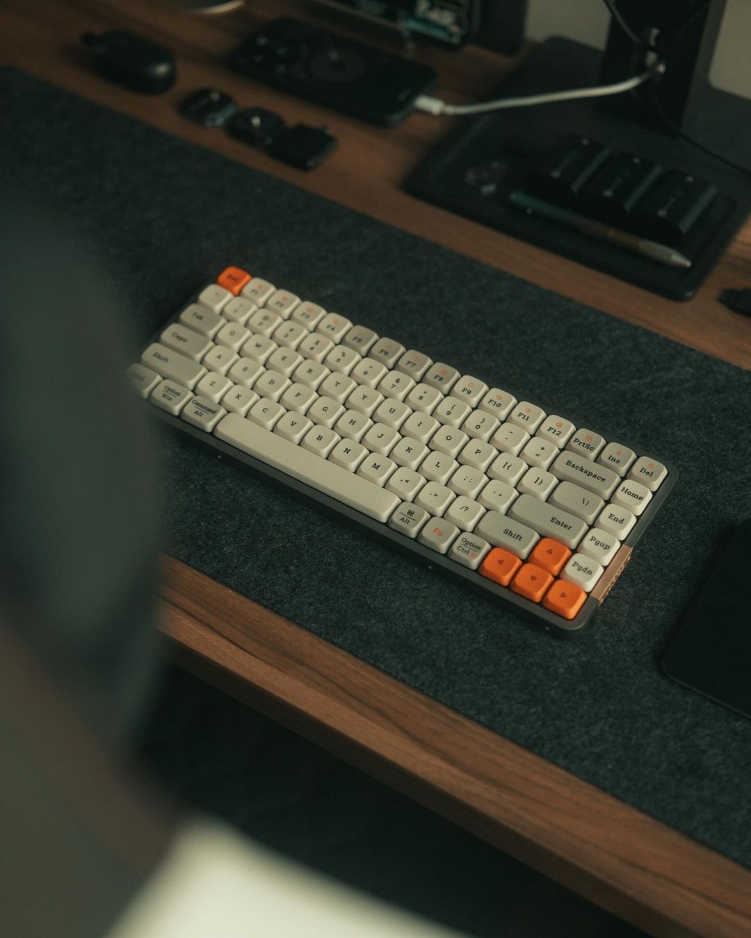Retro PBT Keycaps cho các dòng bàn phím Lofree Flow – Mac Setups